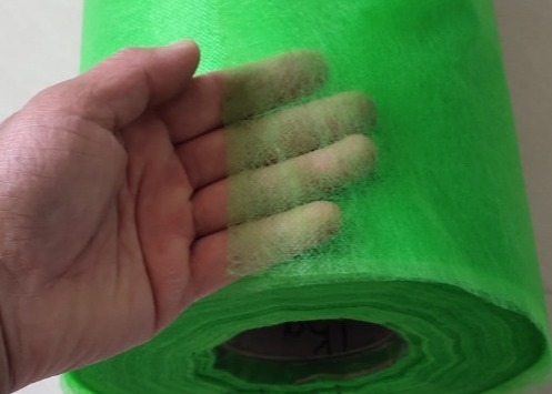 comprar 100% PP verdejante sementes de grama não tecidas cobrindo tecido de cobertura de poeira online manufacture