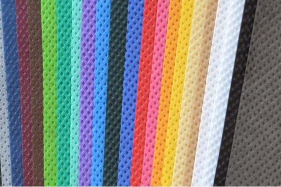 comprar Enegreça a tela não tecida/GV descartável da largura do material 1.6m 2.4m 3.2m da tela aprovados online manufacture
