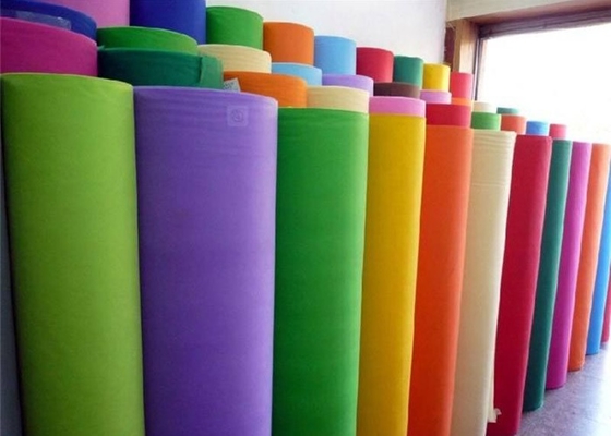 comprar Tela não tecida hidrófila 13gsm dos PP Spunbond - 200gsm para máscaraes protetoras 3ply online manufacture
