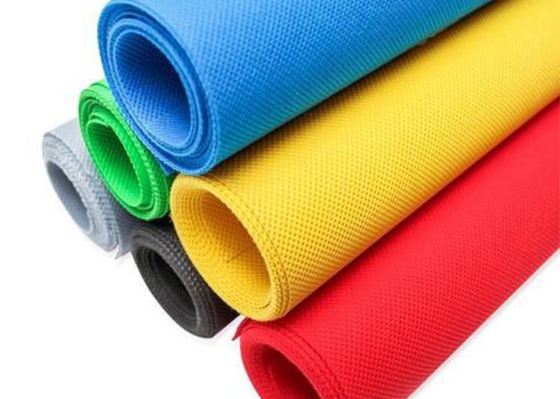 comprar Impermeabilizante colorido do rolo não tecido azul vermelho branco da tela dos PP Spunbond online manufacture